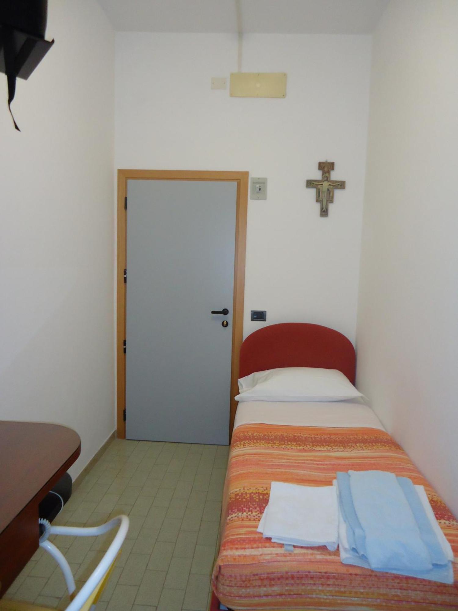 רימיני Hotel L&V מראה חיצוני תמונה