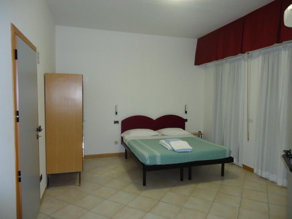 רימיני Hotel L&V חדר תמונה