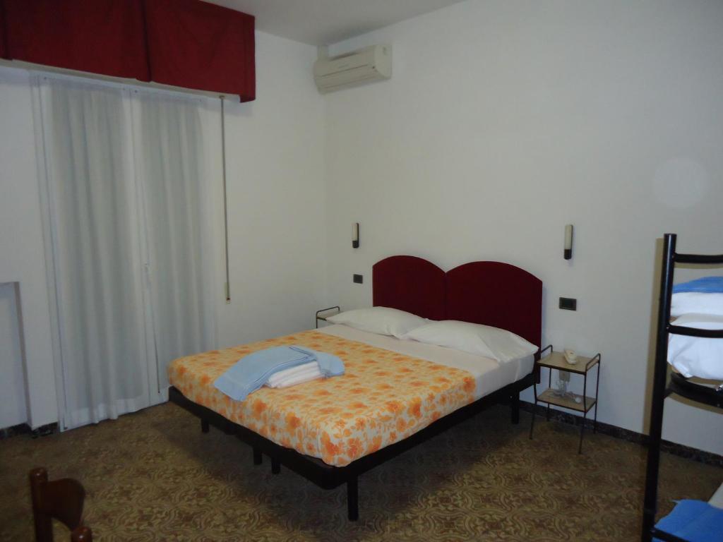 רימיני Hotel L&V חדר תמונה